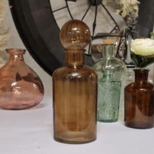 Bouteille marron en forme flacon