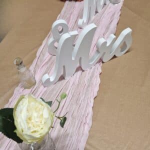 Chemin de table rose